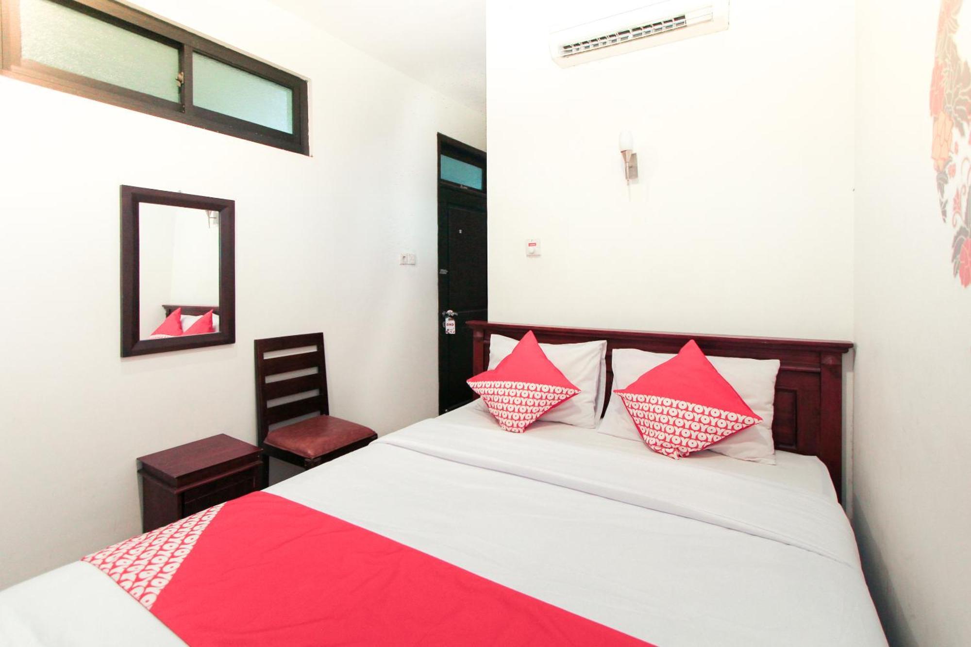 Hotel O Genteng Near Genteng Market Formerly Uno Hotel Surabaya Exterior foto